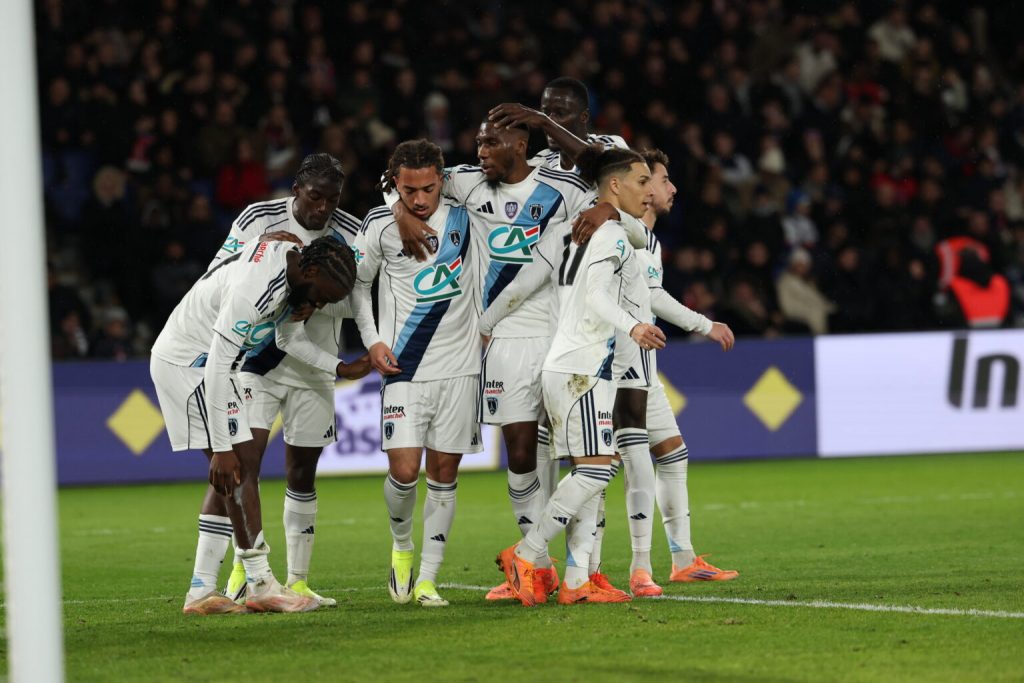 Paris FC en plein match